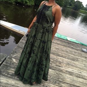 Lovely dress(worn once)